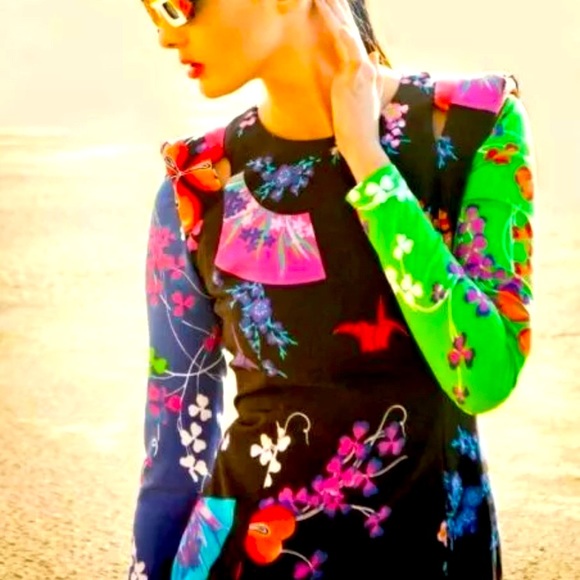 NWT- VERSACE STAMPA FLORAL SILK MINI DRESS - Picture 11 of 15